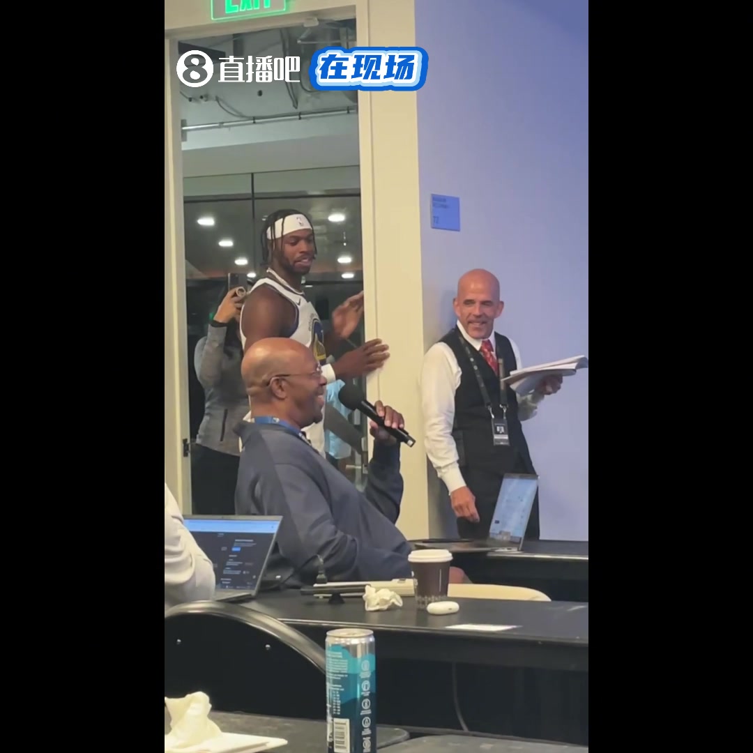 希爾德媒體日上遭到巴特勒調侃整活聽到我說你那些好話了嗎