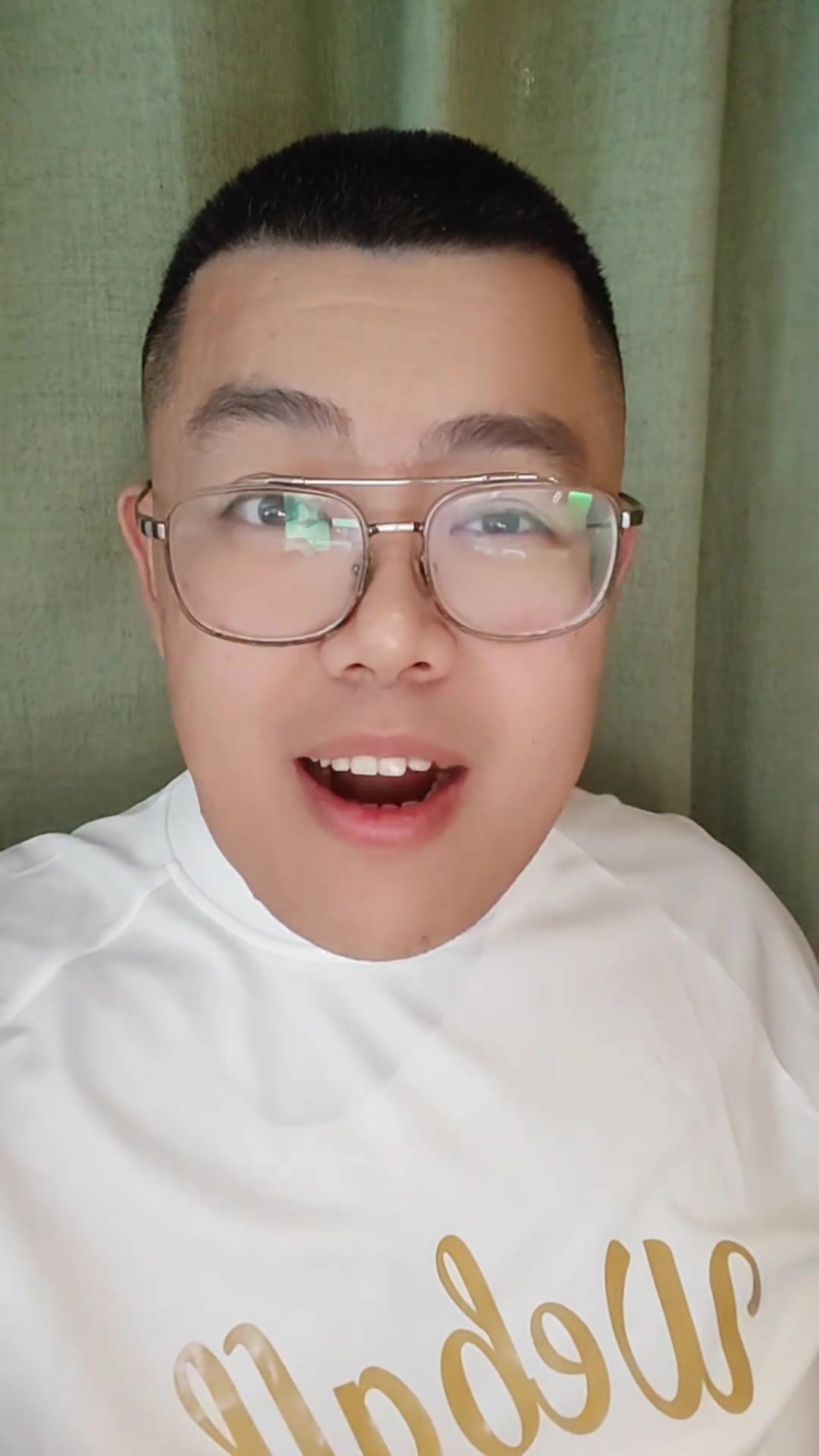 整笑了國安博主教練也沒錯了也四后衛了那是誰錯了